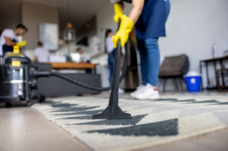 Deep Cleaning vs. Regular Cleaning 2 Deep Cleaning Service